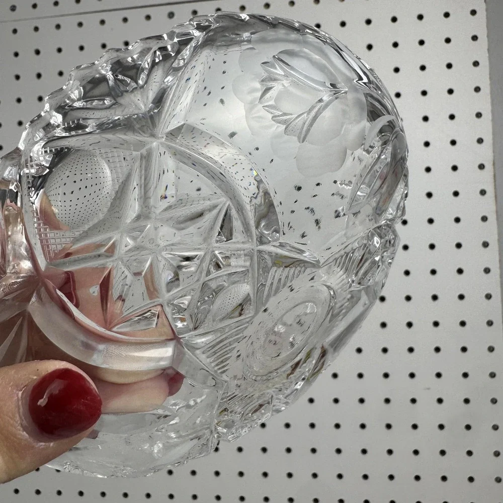 Vintage Clear‎ Cut Crystal Floral Serving Bowl Starburst Pattern Sawtooth Rim